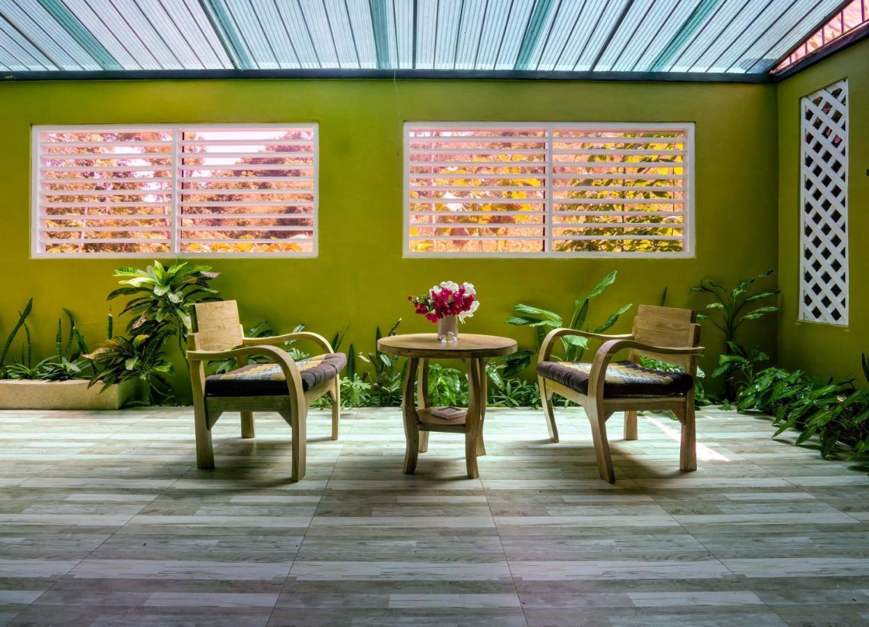 Butterfly Garden Villa Laem Set Beach Extérieur photo